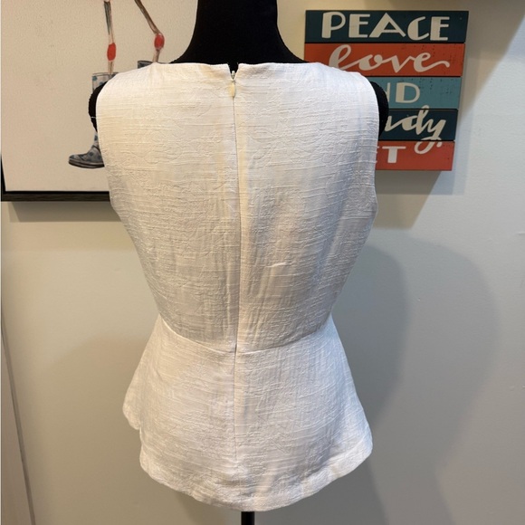 Banana Republic White Petite Top - Picture 3 of 5